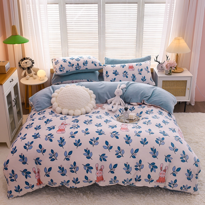 91家纺网 家纺一手货源 找家纺 芃成 2022新款加厚双面牛奶绒印花床品系列-四件套 菲菲兔