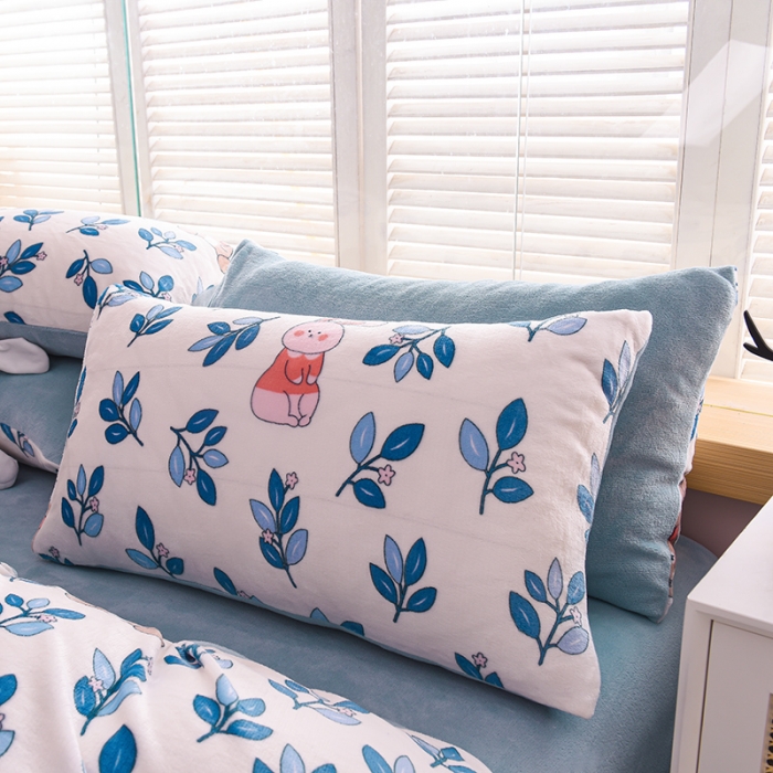 91家纺网 家纺一手货源 找家纺 芃成 2022新款加厚双面牛奶绒印花床品系列-四件套 菲菲兔