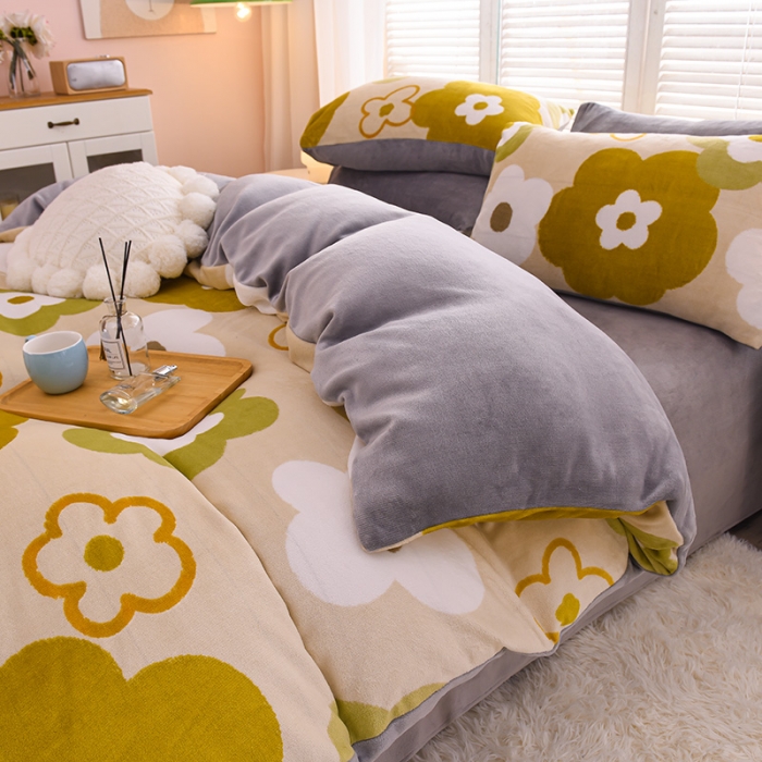 91家纺网 家纺一手货源 找家纺 芃成 2022新款加厚双面牛奶绒印花床品系列-四件套 静逸