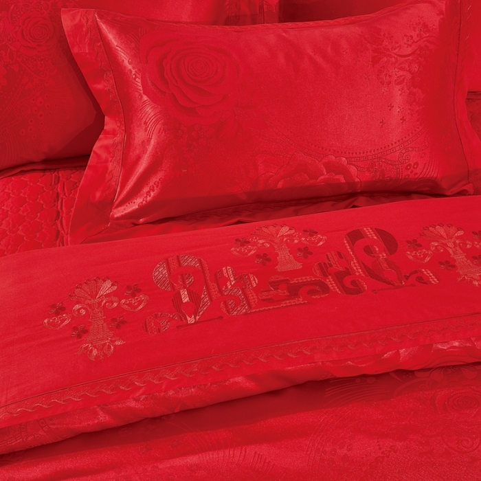 91家纺网 家纺一手货源 找家纺 卡迪亚 2022新款贡缎提花四件套 简单爱-大红