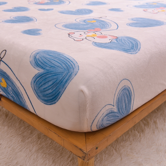 91家纺网 家纺一手货源 找家纺 芃成 2022新款加厚双面牛奶绒印花床品系列-单床笠 爱心兔