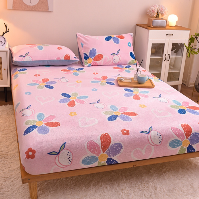 91家纺网 家纺一手货源 找家纺 芃成 2022新款加厚双面牛奶绒印花床品系列-单床笠 初恋小事