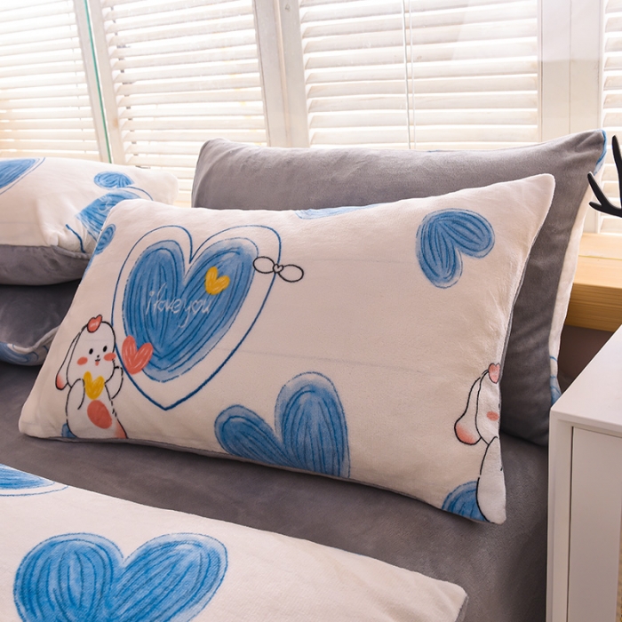 91家纺网 家纺一手货源 找家纺 芃成 2022新款加厚双面牛奶绒印花床品系列-单被套 爱心兔