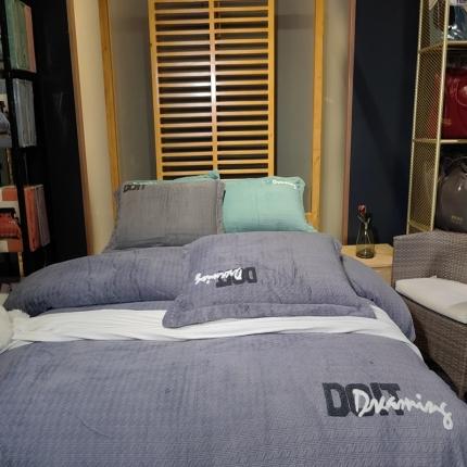 91家纺网 家纺一手货源 找家纺 （总）玖玖爱2022新款阳离子千鸟格加厚提花绒四件套