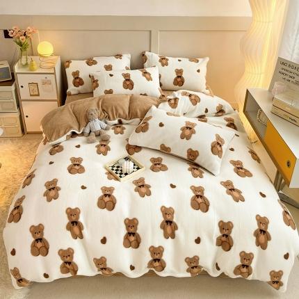 91家纺网 家纺一手货源 找家纺 澳梵 2022新款小颗粒美丽绒牛奶绒四件套 布偶熊