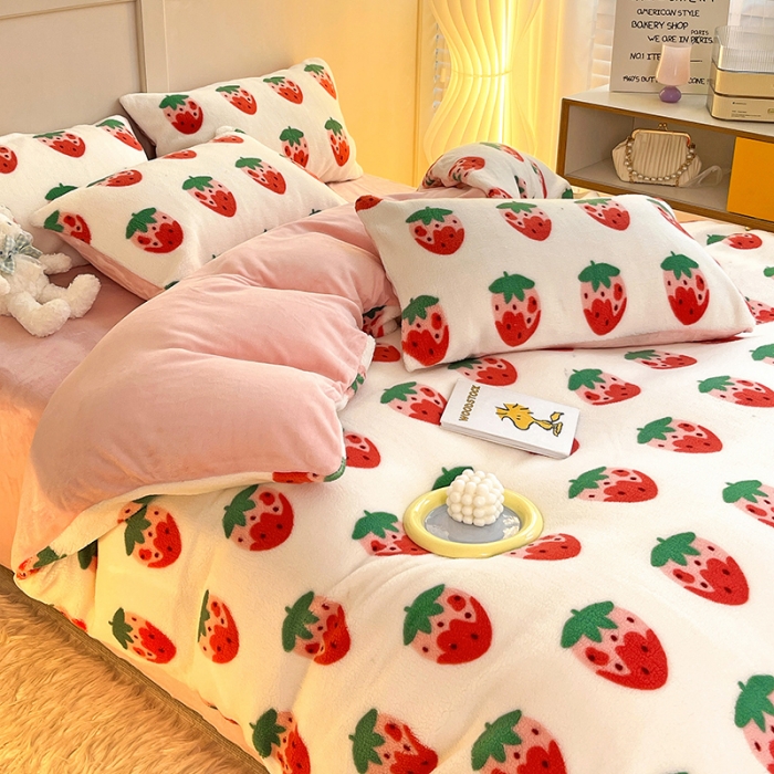 91家纺网 家纺一手货源 找家纺 澳梵 2022新款小颗粒美丽绒牛奶绒四件套 草莓味