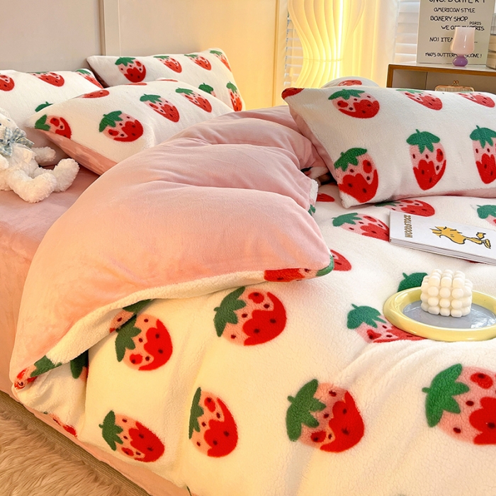 91家纺网 家纺一手货源 找家纺 澳梵 2022新款小颗粒美丽绒牛奶绒四件套 草莓味