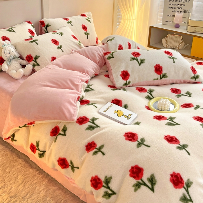 91家纺网 家纺一手货源 找家纺 澳梵 2022新款小颗粒美丽绒牛奶绒四件套 清晨玫瑰