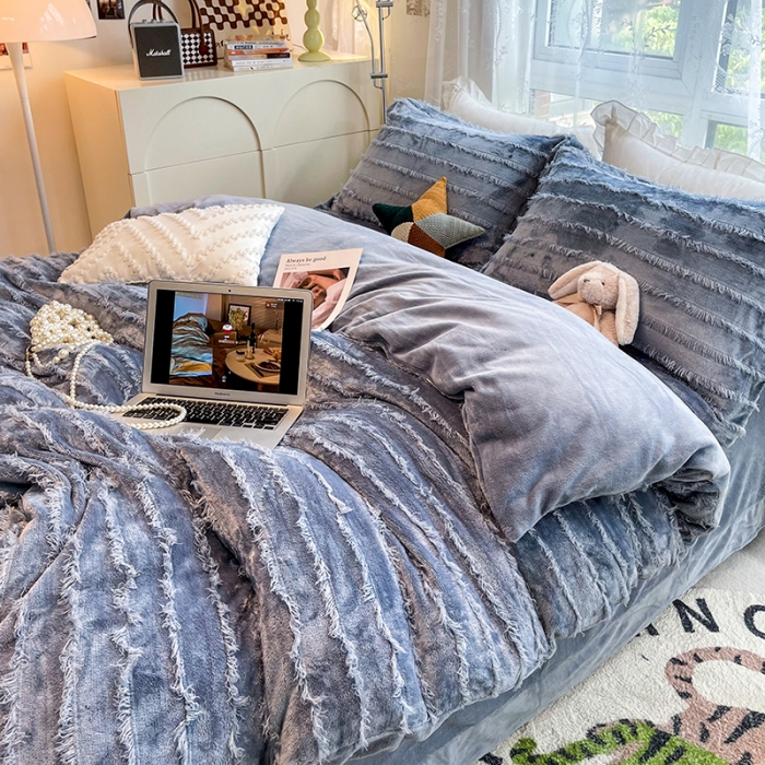 91家纺网 家纺一手货源 找家纺 HL原创 2022新款流苏牛奶绒四件套 牛仔蓝