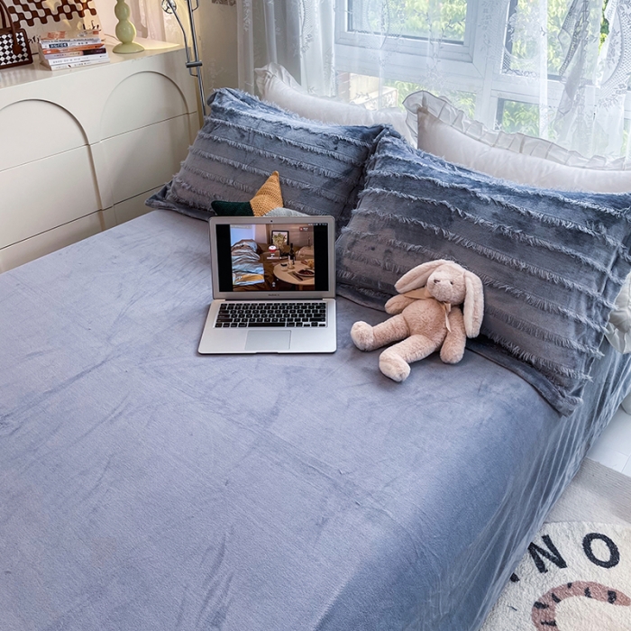 91家纺网 家纺一手货源 找家纺 HL原创 2022新款流苏牛奶绒四件套 牛仔蓝