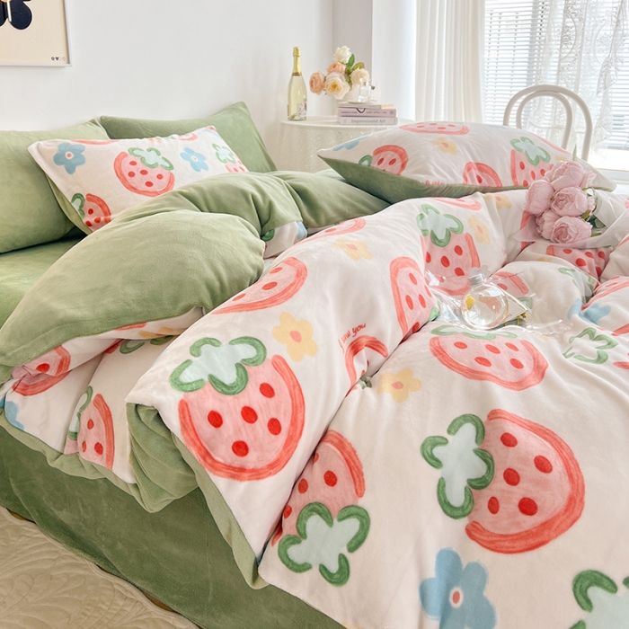 91家纺网 家纺一手货源 找家纺 澳梵 2022新款牛奶绒印花四件套 草莓派