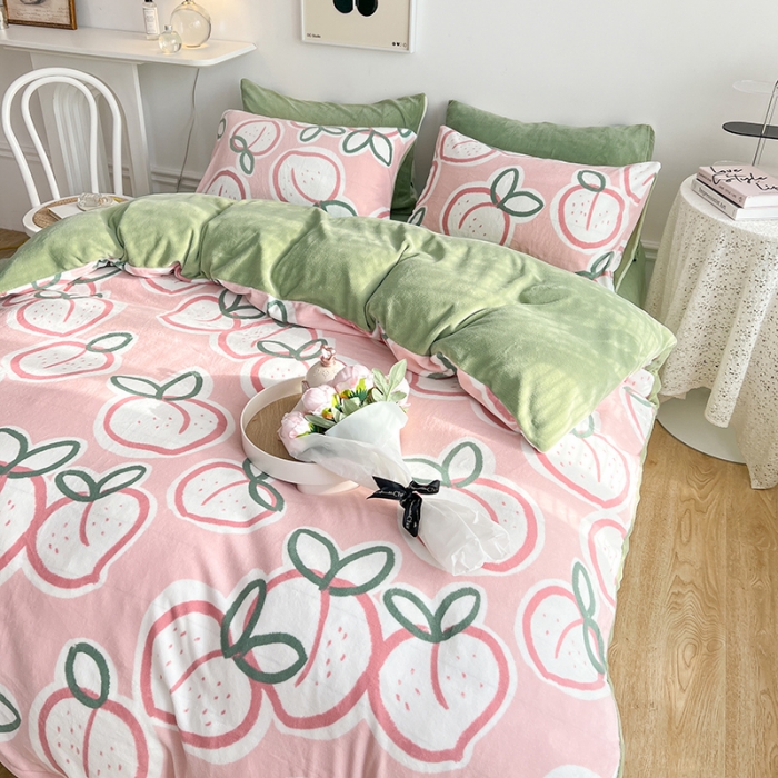 91家纺网 家纺一手货源 找家纺 澳梵 2022新款牛奶绒印花四件套 多肉桃桃