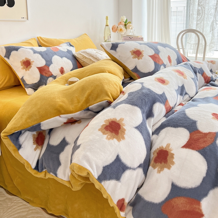 91家纺网 家纺一手货源 找家纺 澳梵 2022新款牛奶绒印花四件套 花舞