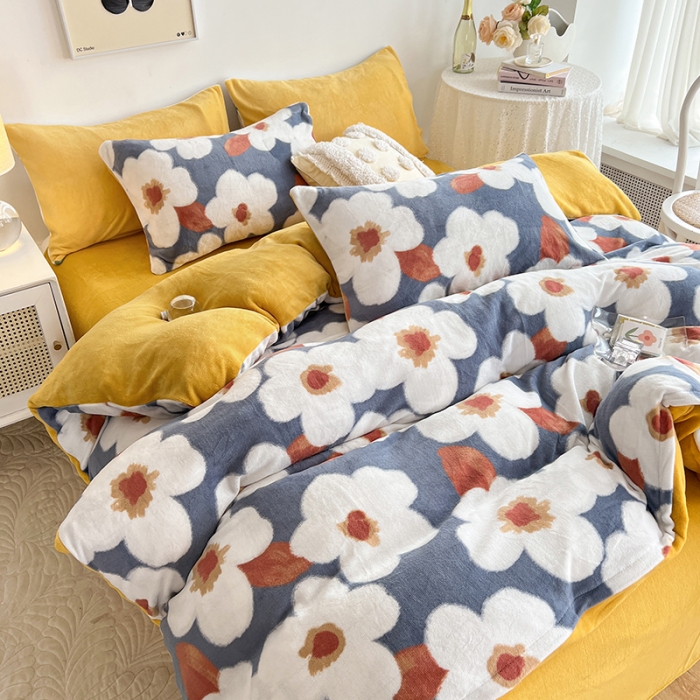 91家纺网 家纺一手货源 找家纺 澳梵 2022新款牛奶绒印花四件套 花舞