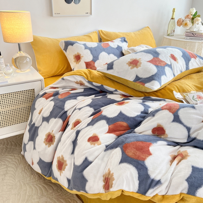 91家纺网 家纺一手货源 找家纺 澳梵 2022新款牛奶绒印花四件套 花舞