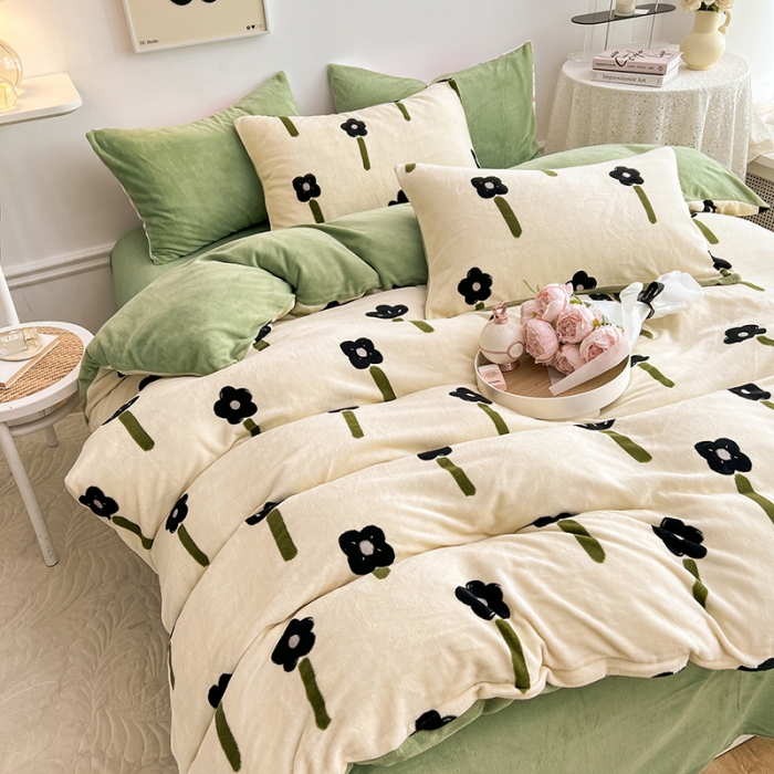 91家纺网 家纺一手货源 找家纺 澳梵 2022新款牛奶绒印花四件套 花枝