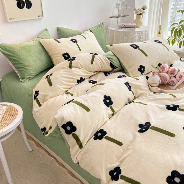 91家纺网 家纺一手货源 找家纺 澳梵 2022新款牛奶绒印花四件套 花枝