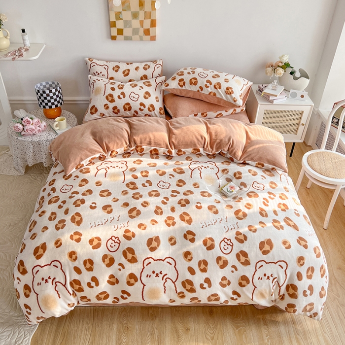 91家纺网 家纺一手货源 找家纺 澳梵 2022新款牛奶绒印花四件套 咖啡旋律