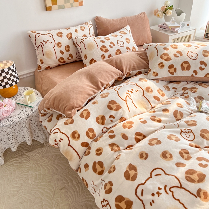 91家纺网 家纺一手货源 找家纺 澳梵 2022新款牛奶绒印花四件套 咖啡旋律