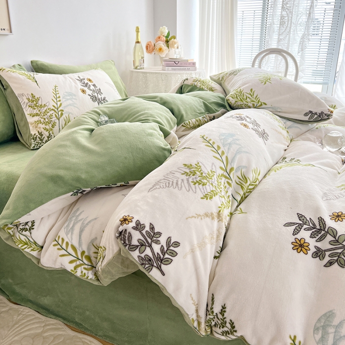 91家纺网 家纺一手货源 找家纺 澳梵 2022新款牛奶绒印花四件套 梦妍