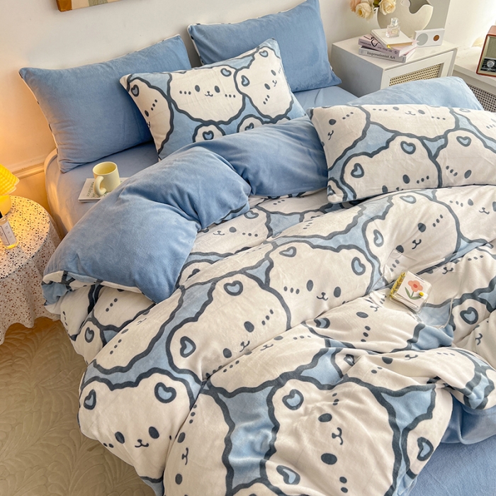 91家纺网 家纺一手货源 找家纺 澳梵 2022新款牛奶绒印花四件套 甜品小熊