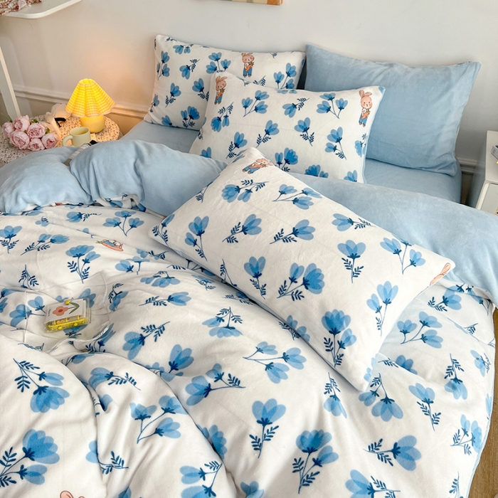 91家纺网 家纺一手货源 找家纺 澳梵 2022新款牛奶绒印花四件套 小兰花