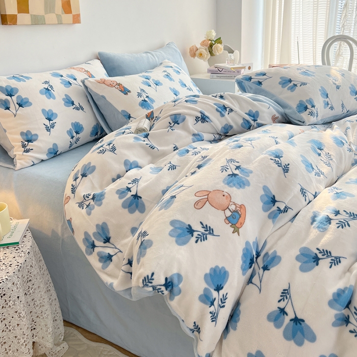 91家纺网 家纺一手货源 找家纺 澳梵 2022新款牛奶绒印花四件套 小兰花