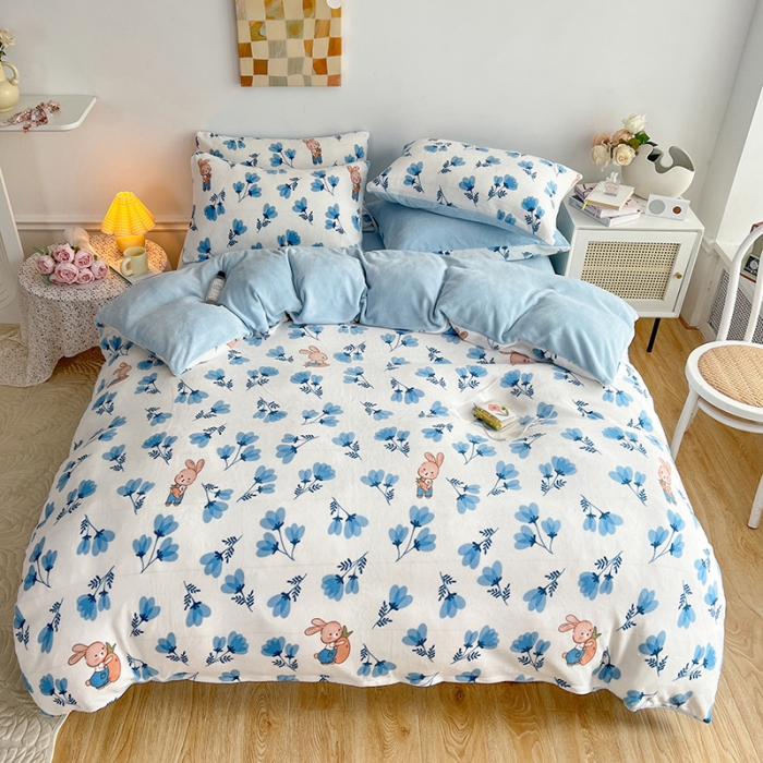 91家纺网 家纺一手货源 找家纺 澳梵 2022新款牛奶绒印花四件套 小兰花