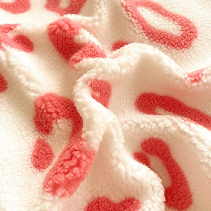 91家纺网 家纺一手货源 找家纺 澳梵 2022新款小颗粒美丽绒牛奶绒四件套 粉色小豹纹