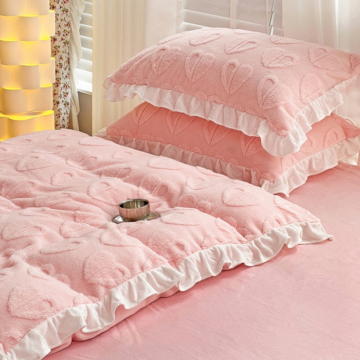 91家纺网 家纺一手货源 找家纺 澳梵 2022新款塔芙绒韩版四件套 猜心心-粉色