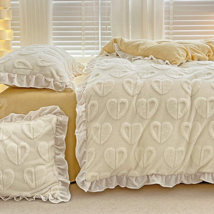 91家纺网 家纺一手货源 找家纺 澳梵 2022新款塔芙绒韩版四件套 猜心心-奶白黄