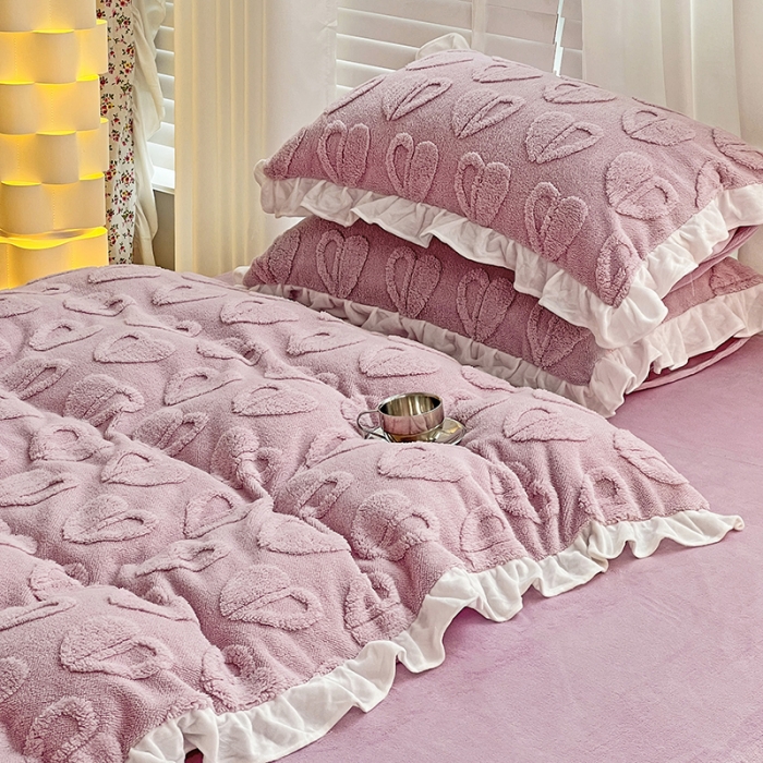 91家纺网 家纺一手货源 找家纺 澳梵 2022新款塔芙绒韩版四件套 猜心心-紫色