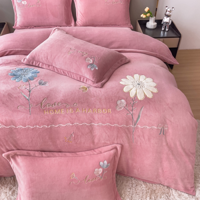 91家纺网 家纺一手货源 找家纺 金米诺 直播供货纯色牛奶绒绣花四件套小清新床裙式 初遇 初遇-豆沙