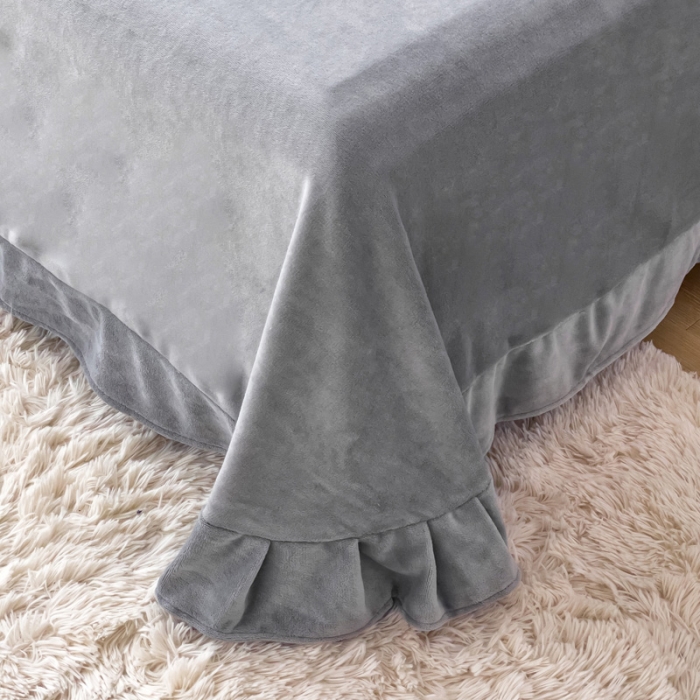 91家纺网 家纺一手货源 找家纺 金米诺 直播供货纯色牛奶绒绣花四件套小清新床裙式 初遇 初遇-灰色