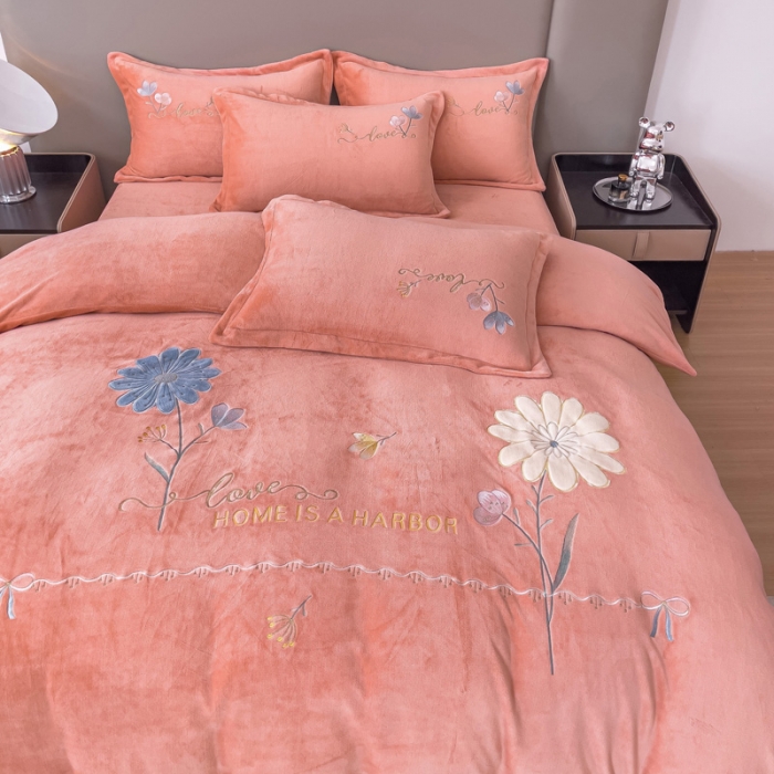 91家纺网 家纺一手货源 找家纺 金米诺 直播供货纯色牛奶绒绣花四件套小清新床裙式 初遇 初遇-桔色