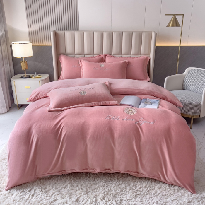 91家纺网 家纺一手货源 找家纺 金米诺 直播供货纯色牛奶绒绣花四件套小清新床裙式 山茶花 山茶花-浅豆沙