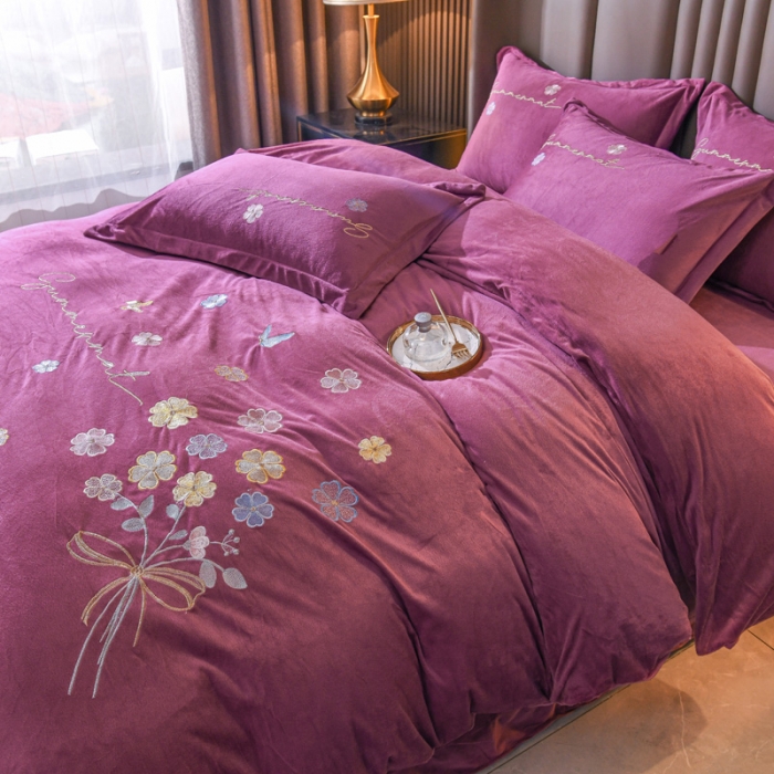 91家纺网 家纺一手货源 找家纺 总金米诺 直播供货纯色水晶牛奶绒四件套小清新床裙式  花之境