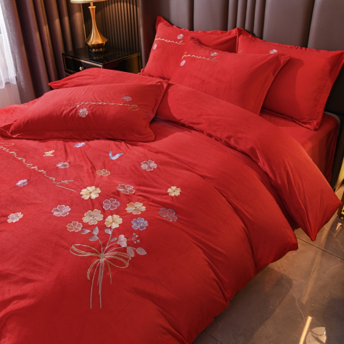 91家纺网 家纺一手货源 找家纺 金米诺 直播供货纯色水晶牛奶绒四件套小清新床裙式  花之境 花之境-大红