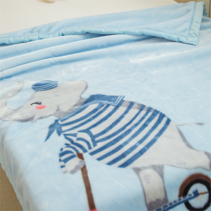 91家纺网 家纺一手货源 找家纺 凯轩毛毛毯毯子 大版花儿童云毛毯毯子 快乐行  兰