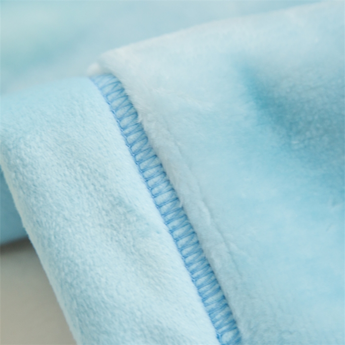 91家纺网 家纺一手货源 找家纺 凯轩毛毛毯毯子 大版花儿童云毛毯毯子 小骑手兰