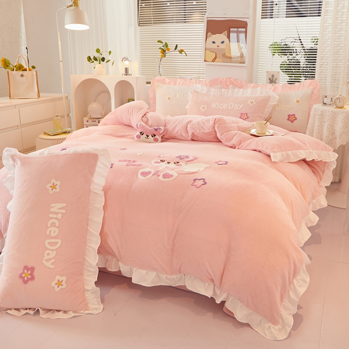 91家纺网 家纺一手货源 找家纺 泉欣直播网红款牛奶绒卡通毛巾绣四件套雪宝宝系列 雪宝宝-粉玉