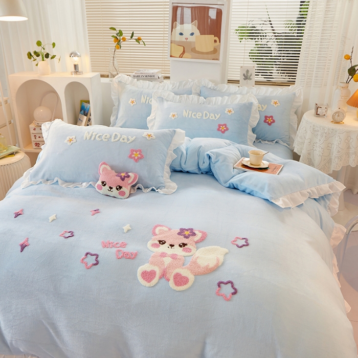 91家纺网 家纺一手货源 找家纺 泉欣 直播网红款牛奶绒卡通毛巾绣四件套雪宝宝系列雪宝宝-浅蓝