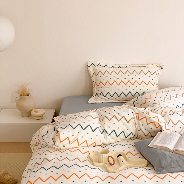 91家纺网 家纺一手货源 找家纺 时光里 2022新款230g正宗全消光印花牛奶绒四件套 艾维-米