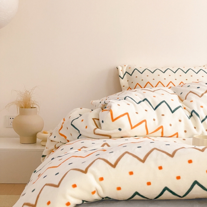 91家纺网 家纺一手货源 找家纺 时光里 2022新款230g正宗全消光印花牛奶绒四件套 艾维-米