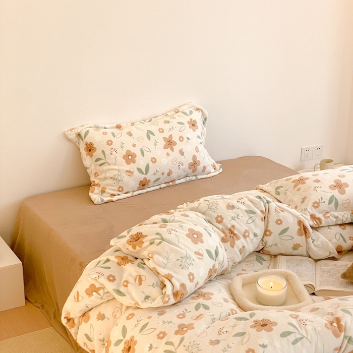 91家纺网 家纺一手货源 找家纺 时光里 2022新款230g正宗全消光印花牛奶绒四件套 花期