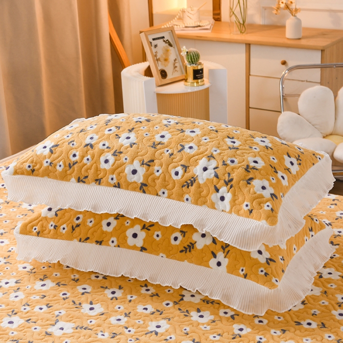 91家纺网 家纺一手货源 找家纺 迷仙巢 2022新款牛奶绒床盖款 田园生活