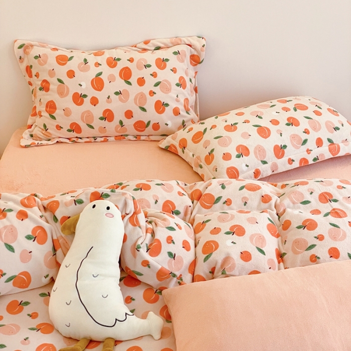 91家纺网 家纺一手货源 找家纺 时光里 2022新款230g正宗全消光印花牛奶绒四件套 蜜桃