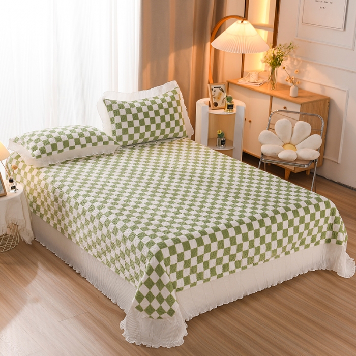 91家纺网 家纺一手货源 找家纺 迷仙巢 2022新款牛奶绒床盖款四件套 绿白格