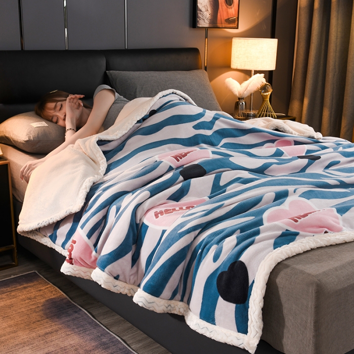 91家纺网 家纺一手货源 找家纺 迷仙巢 2022新款牛奶绒拼北极绒盖毯 爱的憧憬