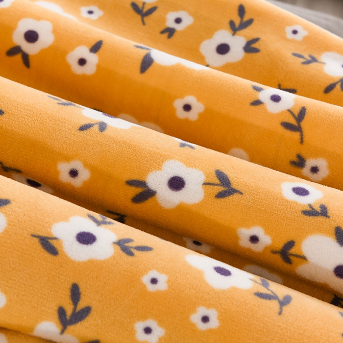 91家纺网 家纺一手货源 找家纺 迷仙巢 2022新款牛奶绒拼北极绒盖毯 田园生活